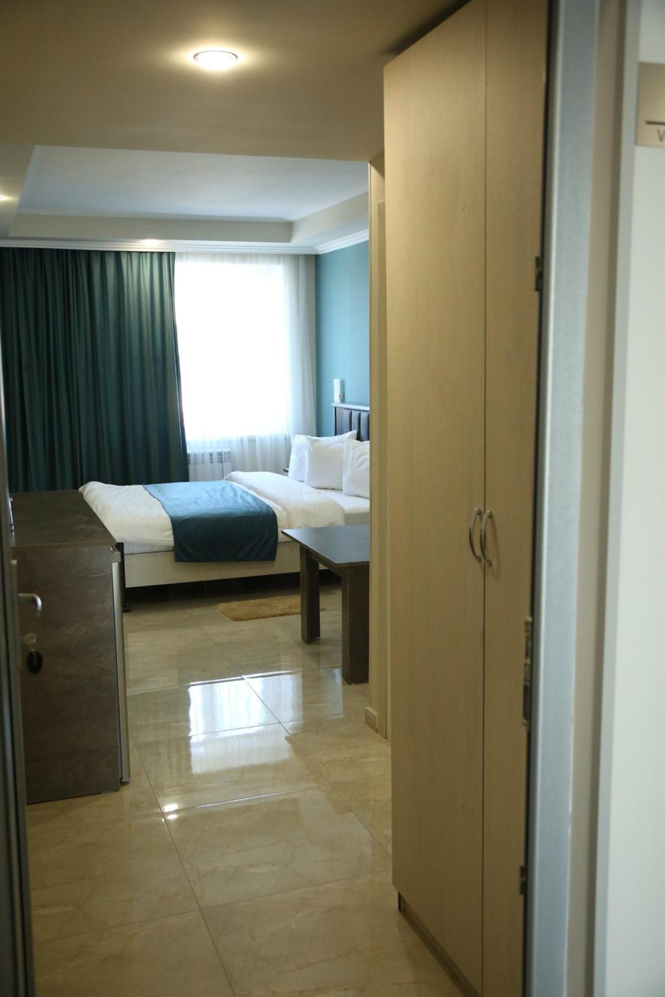 Vell Grey Hotel Martuni Экстерьер фото