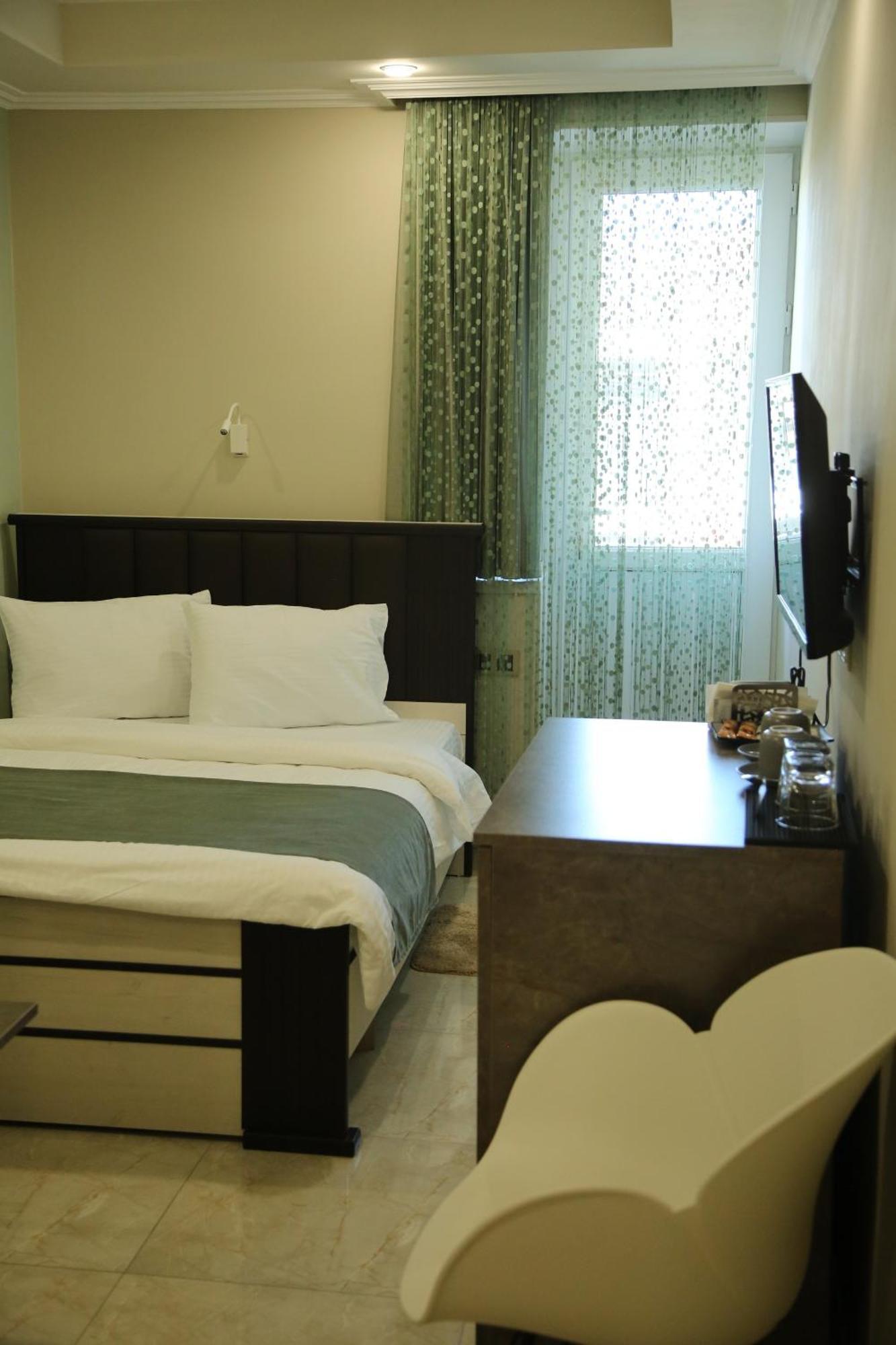 Vell Grey Hotel Martuni Экстерьер фото